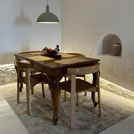 Servena's Damarionas Village