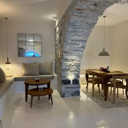 Servena's Damarionas Village Apartment Naxos