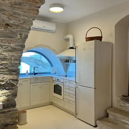 Servena's Damarionas Village Apartment