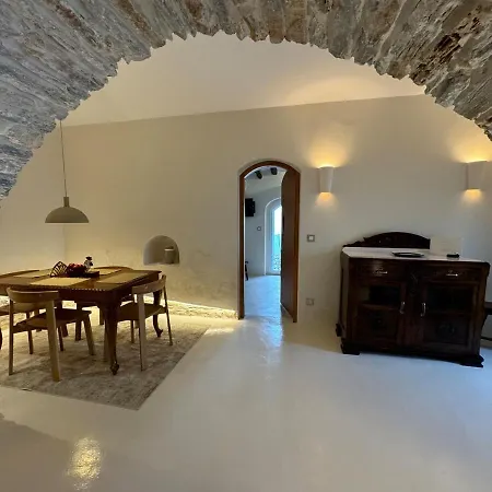 Servena's Damarionas Village Apartment *