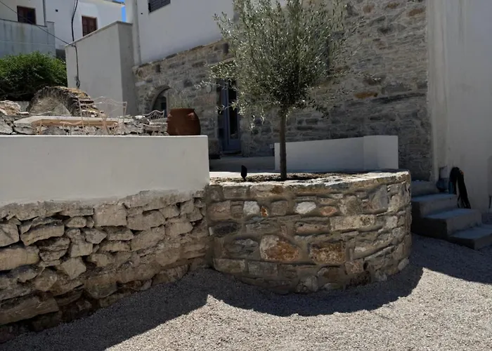 Servena's Damarionas Village Naxos