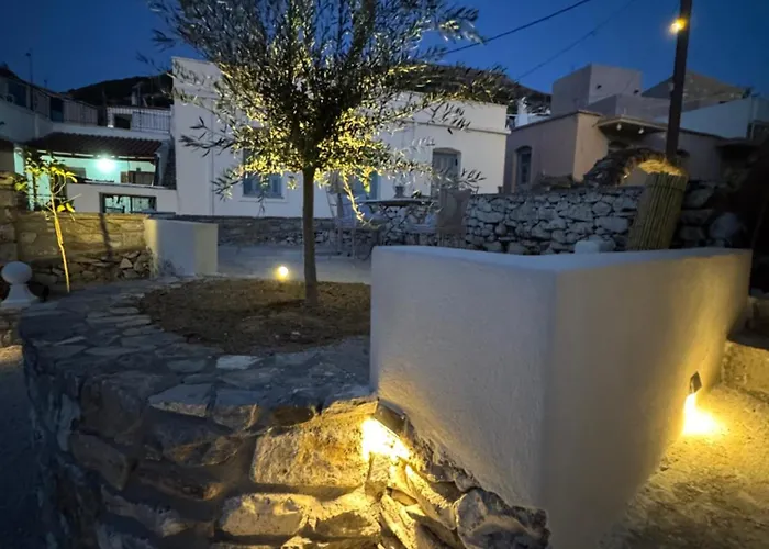 Servena's Damarionas Village Апартаменты