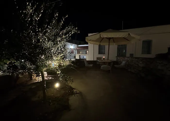 Servena's Damarionas Village Апартаменты Naxos