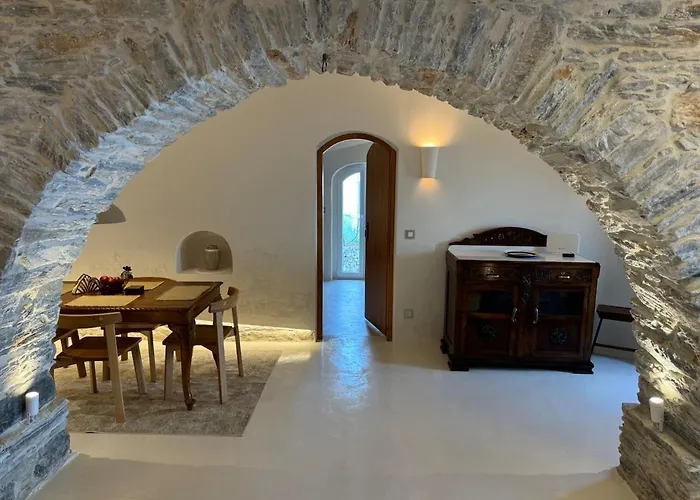 Servena's Damarionas Village * Naxos