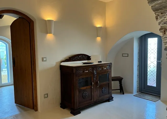 Servena's Damarionas Village Апартаменты Naxos