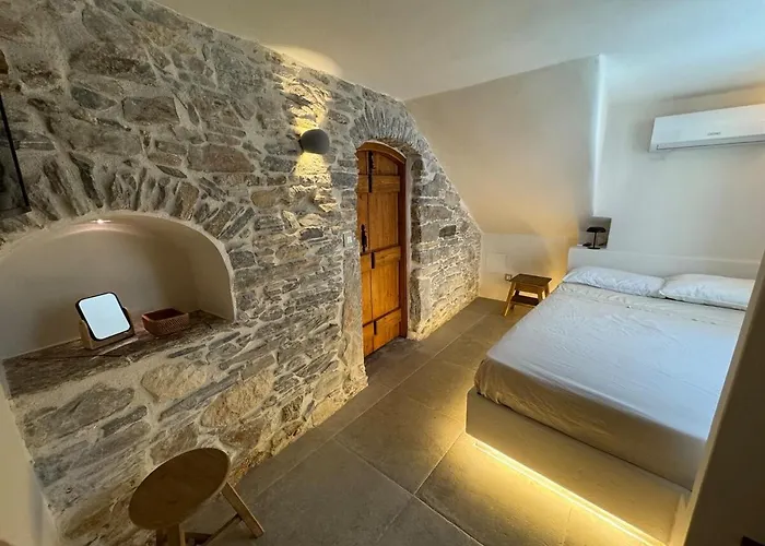 Servena's Damarionas Village Апартаменты Naxos