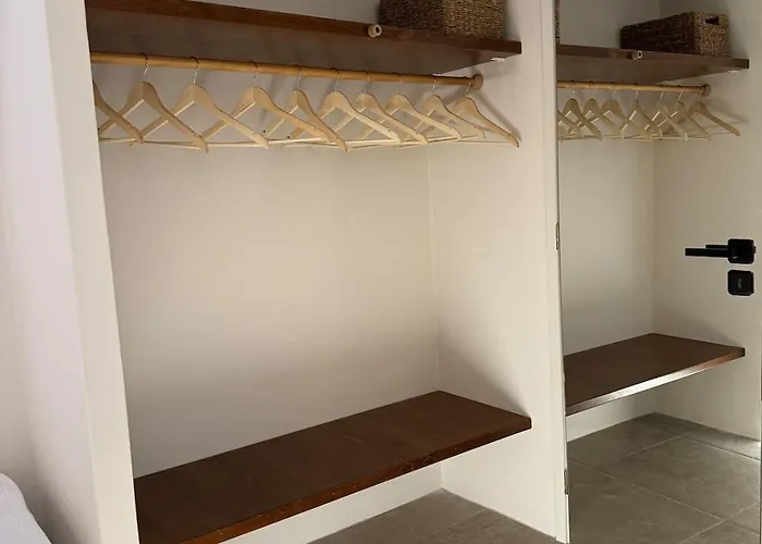 Servena's Damarionas Village Апартаменты *