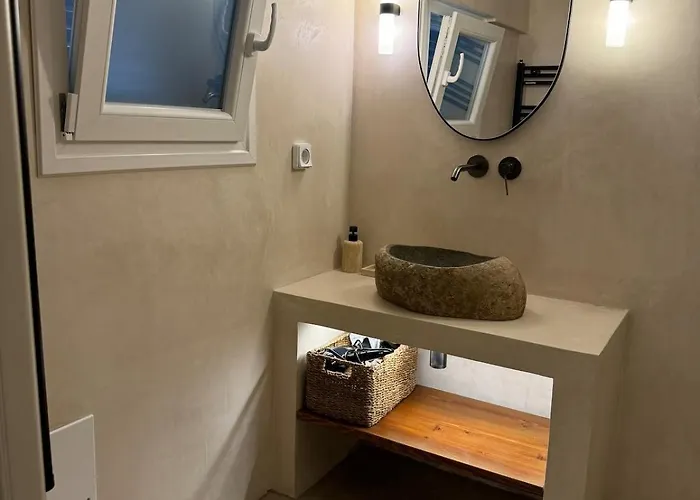 Servena's Damarionas Village Апартаменты *